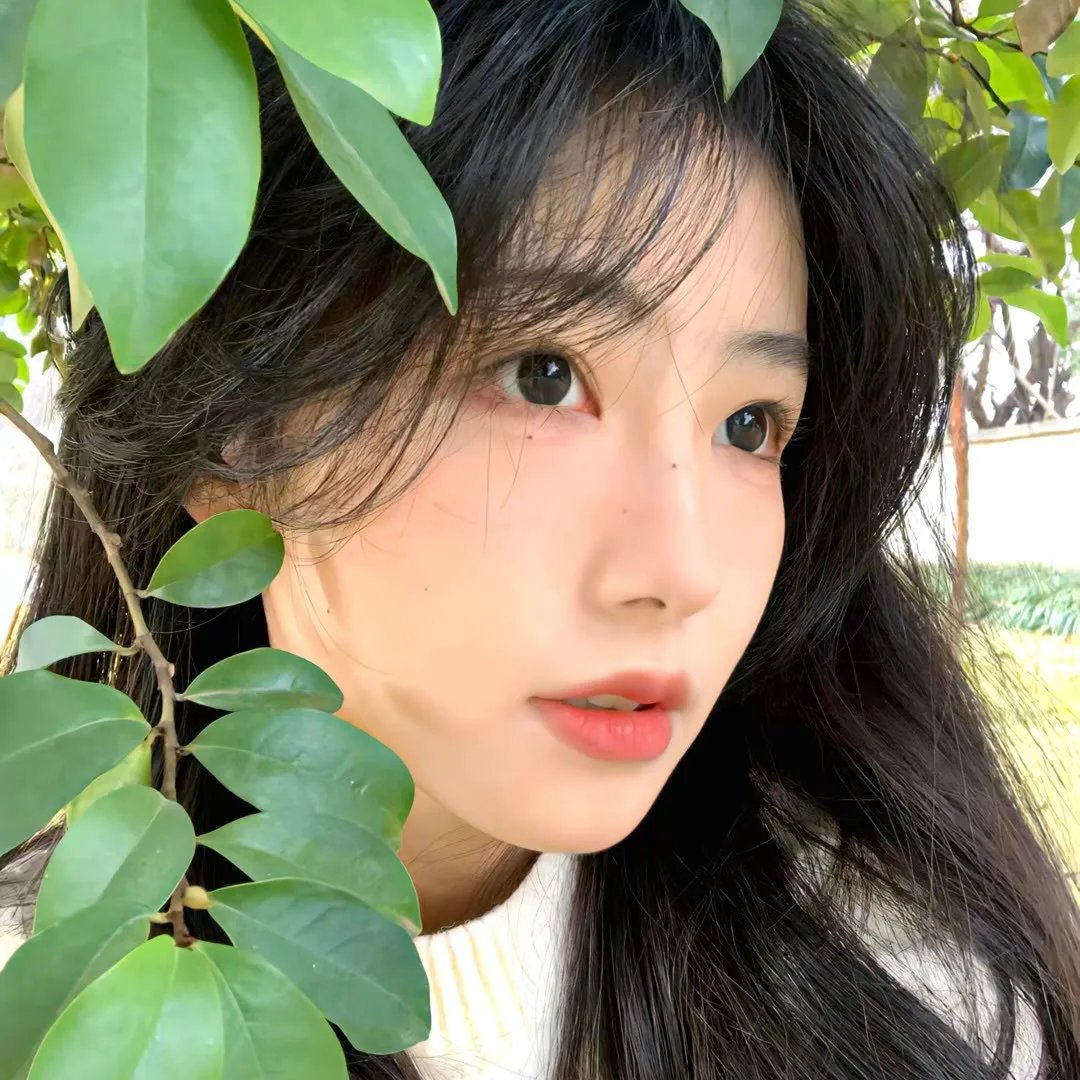 不可爱的她