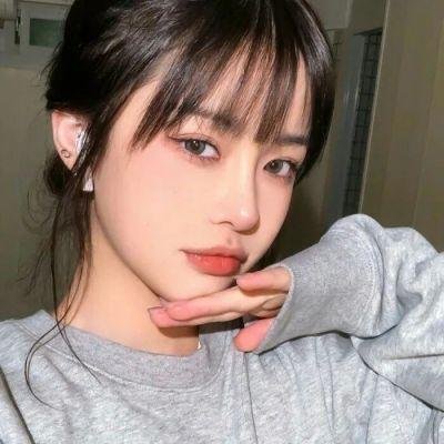 踉跄女孩